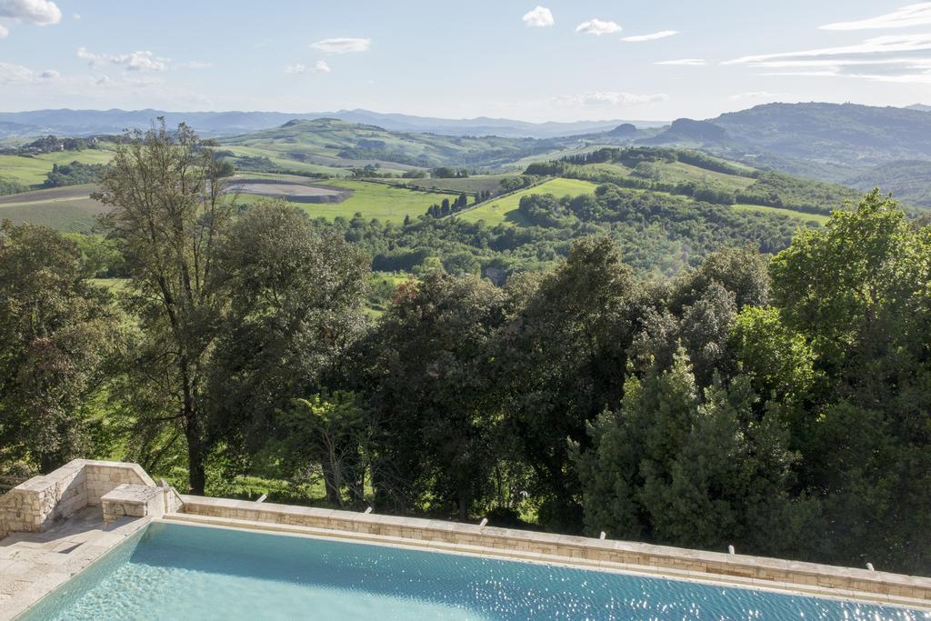Borgo Pignano Tuscany Extérieur photo